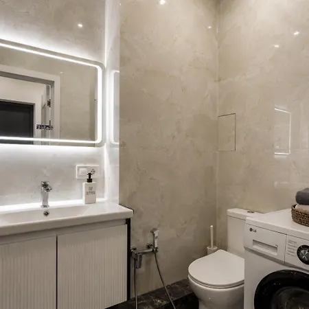 1br Rooftop Panoramic Apartment